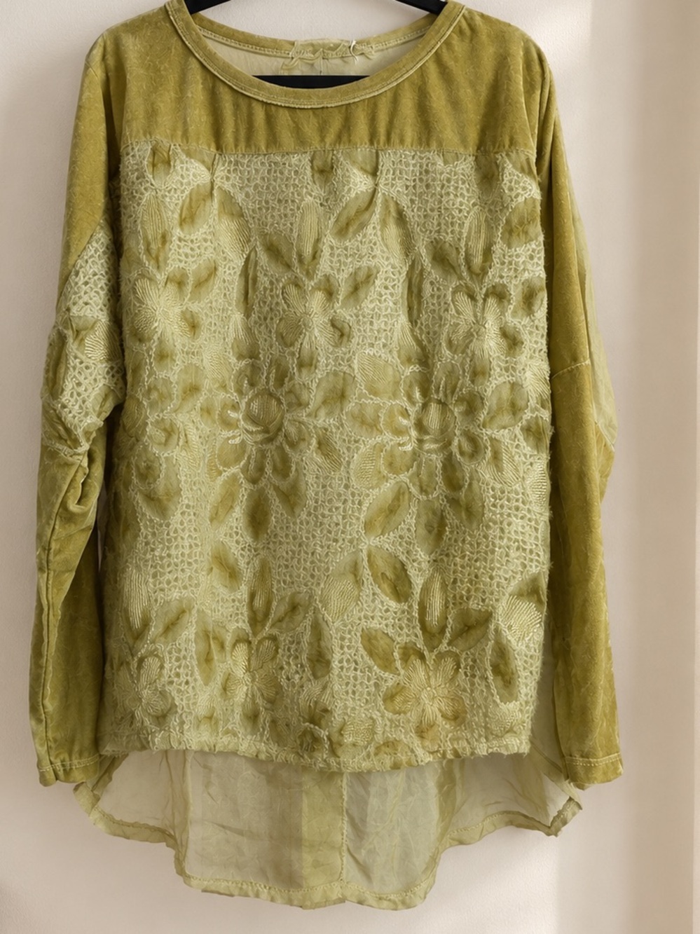 Made in Italy Silk Olive Floral Long-Sleeve Women's Tunic Top